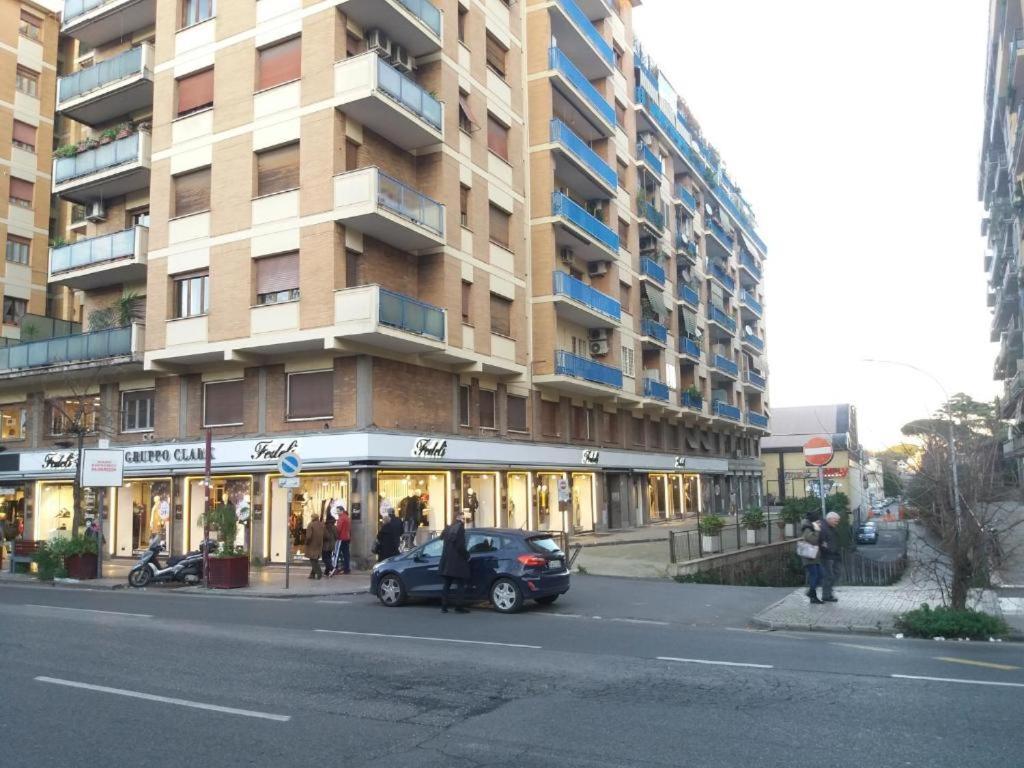 Roma Trastevere Station Exterior foto